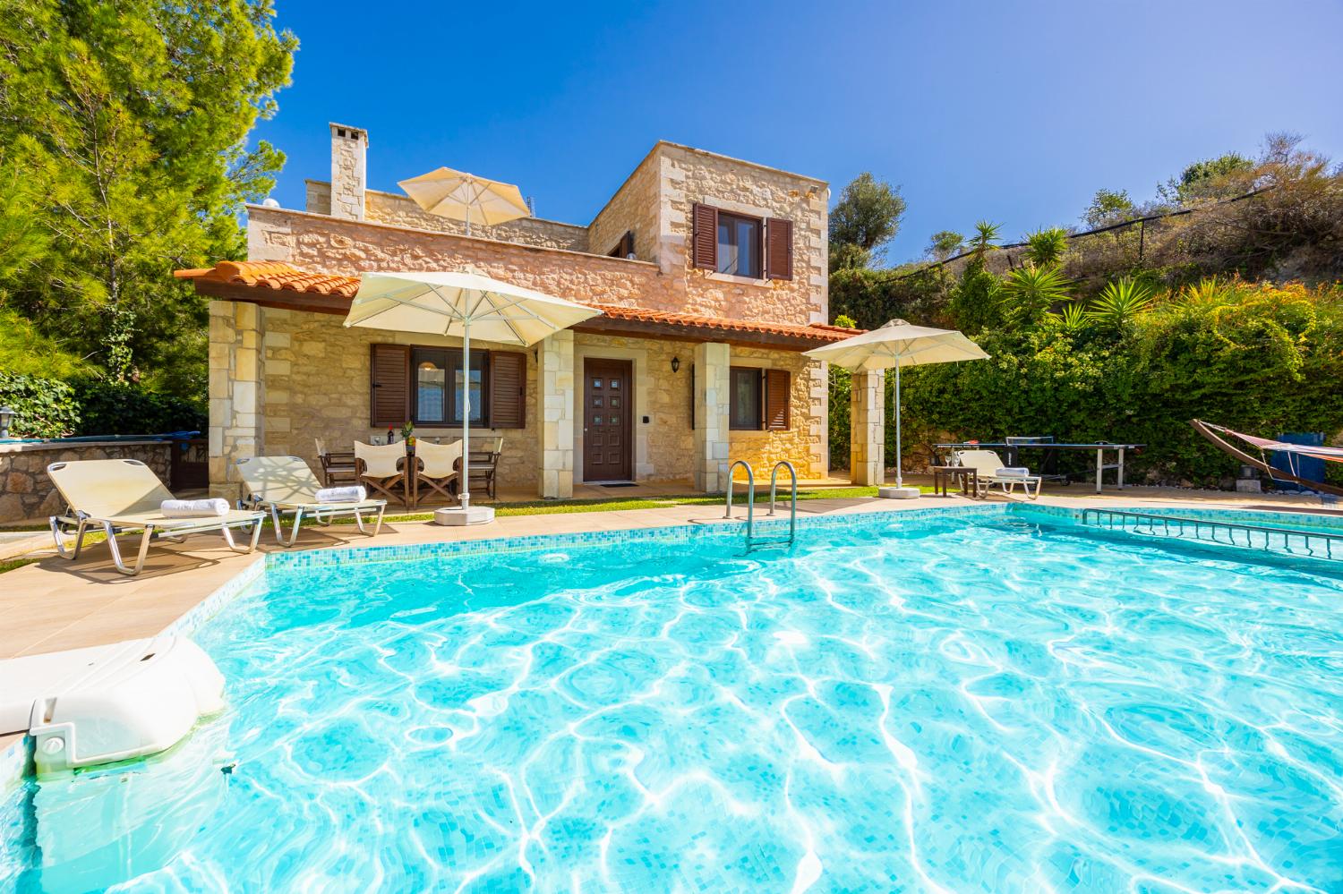 Reviews for Villa Katia Faragi