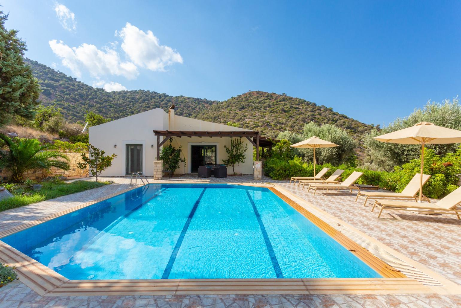 Reviews for Villa Dimitrios