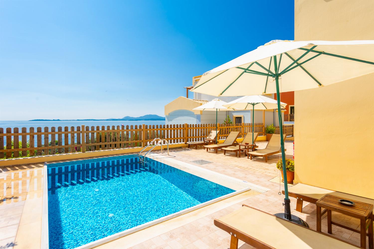 Reviews for Villa Sequoia Yellow