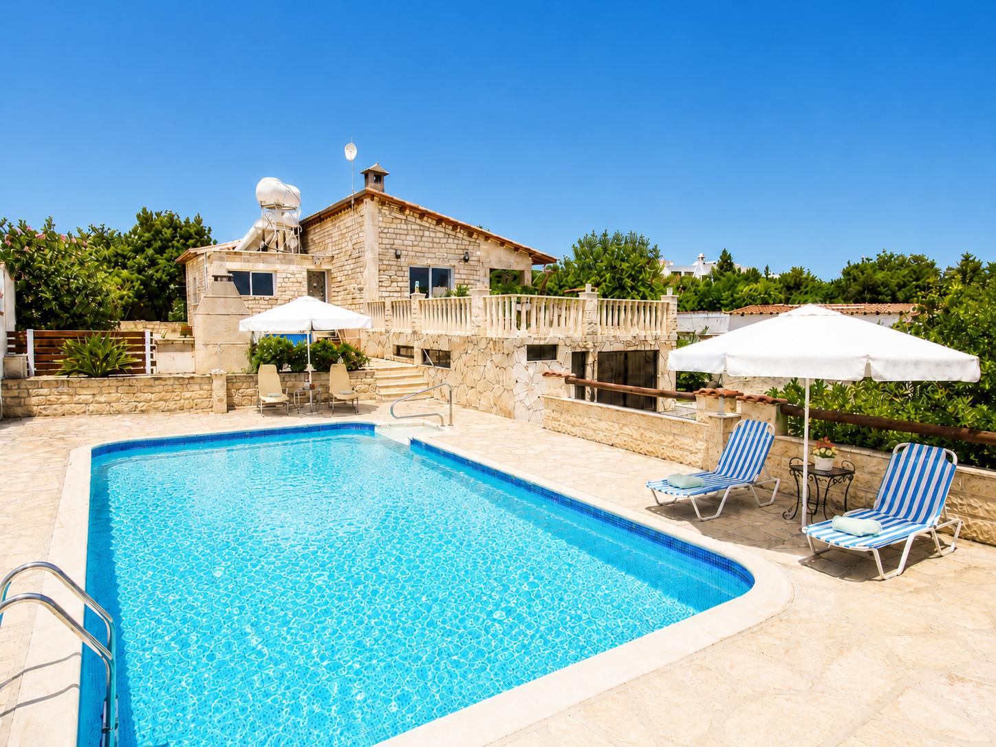 Reviews for Villa Stone House