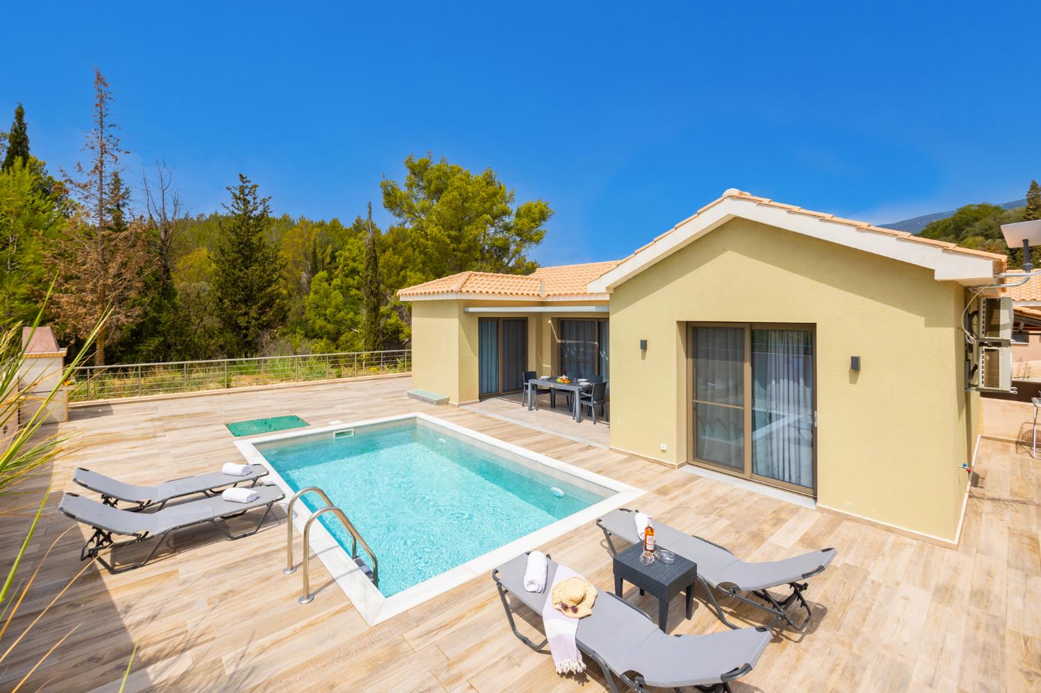 Reviews for Villa Gerasmia