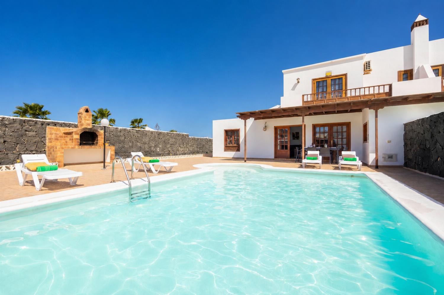 Reviews for Villa Blanca