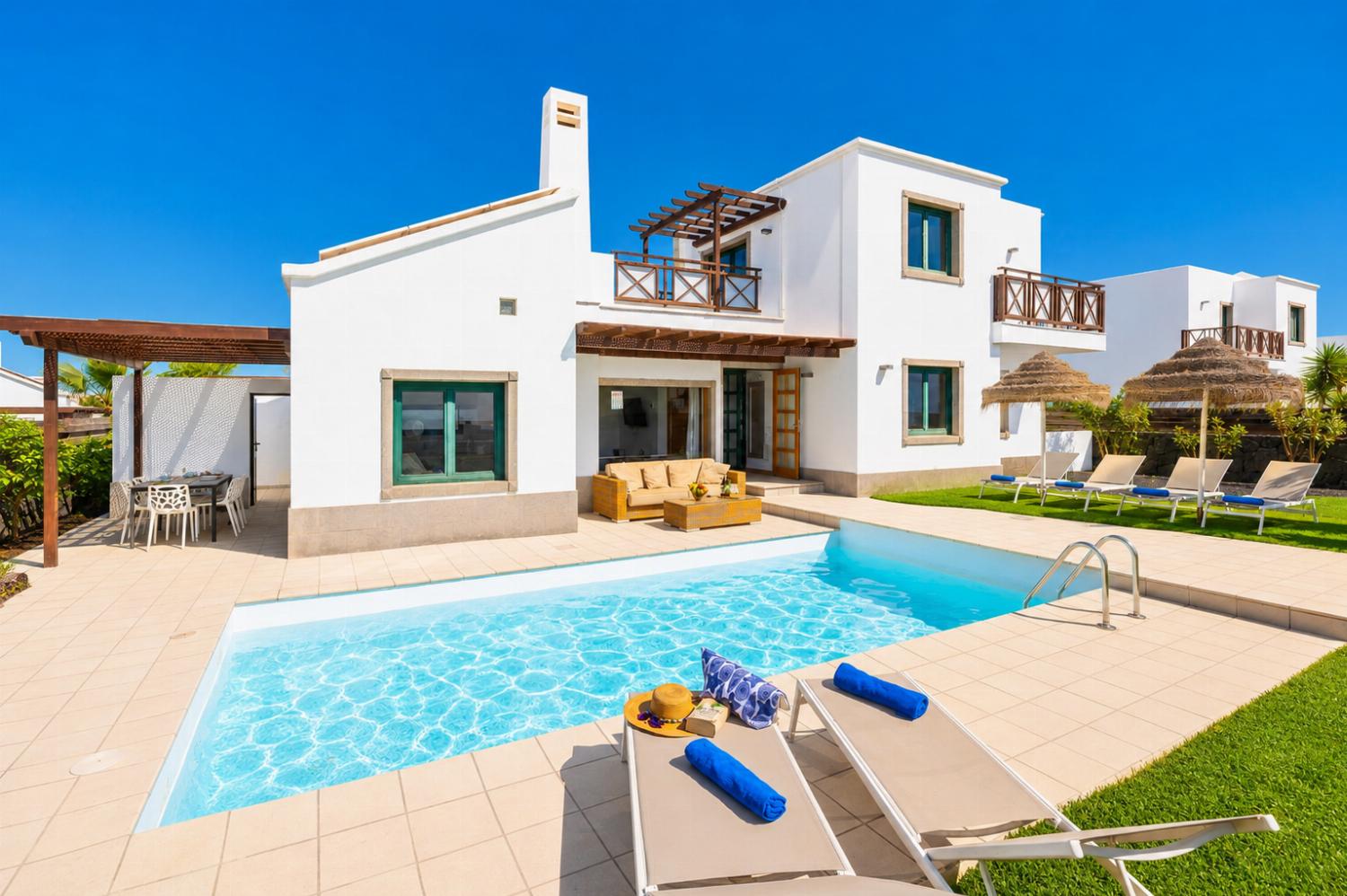 Reviews for Villa Dacil