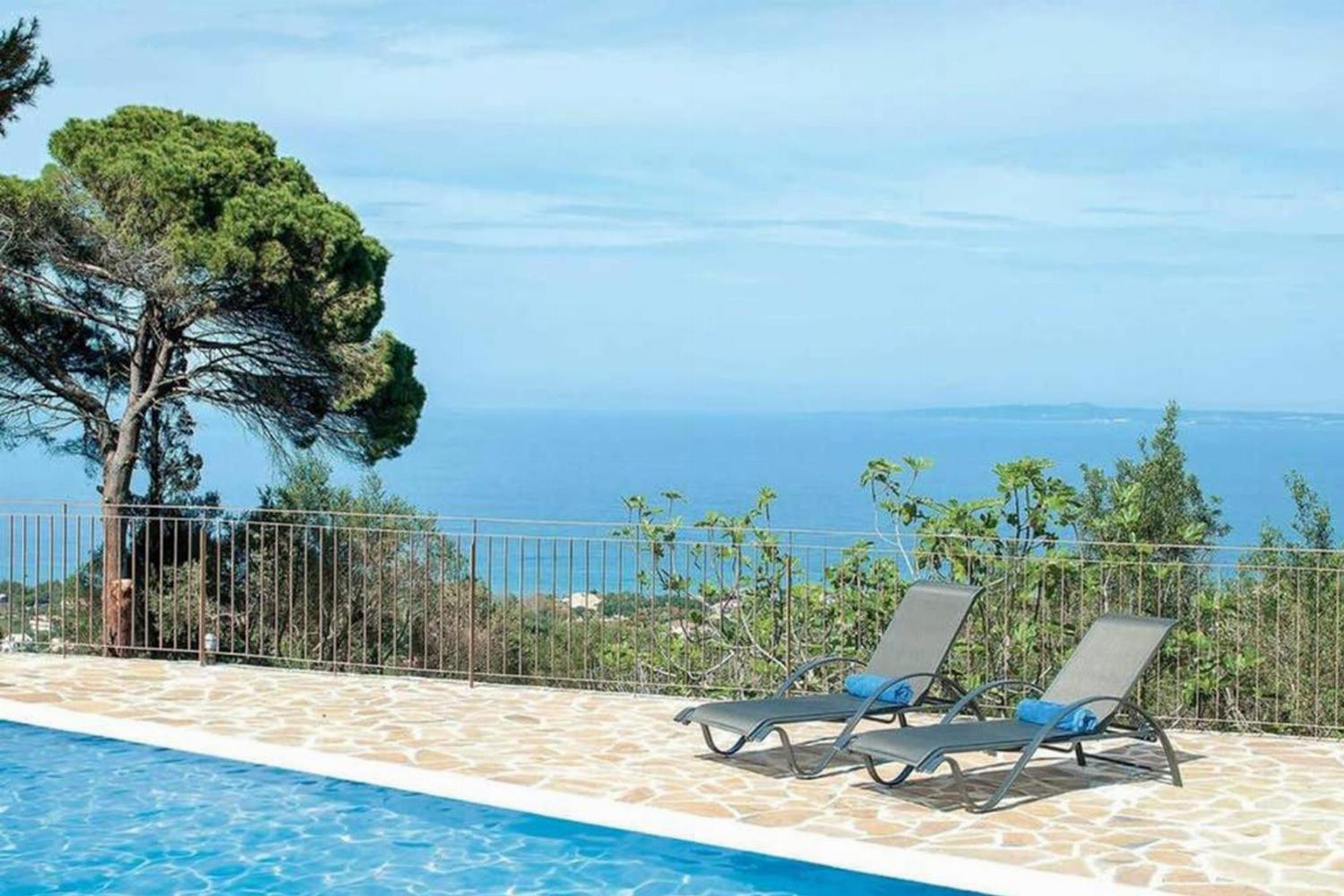 Reviews for Villa Aloni