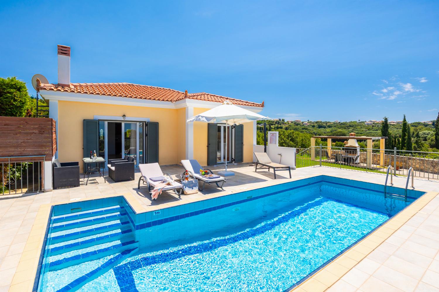 Reviews for Europe Villa Io