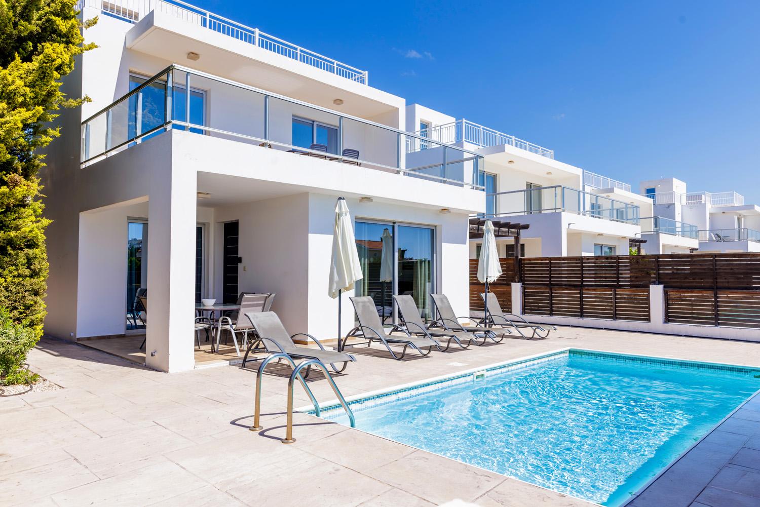 Reviews for Villa Coral Bay 5