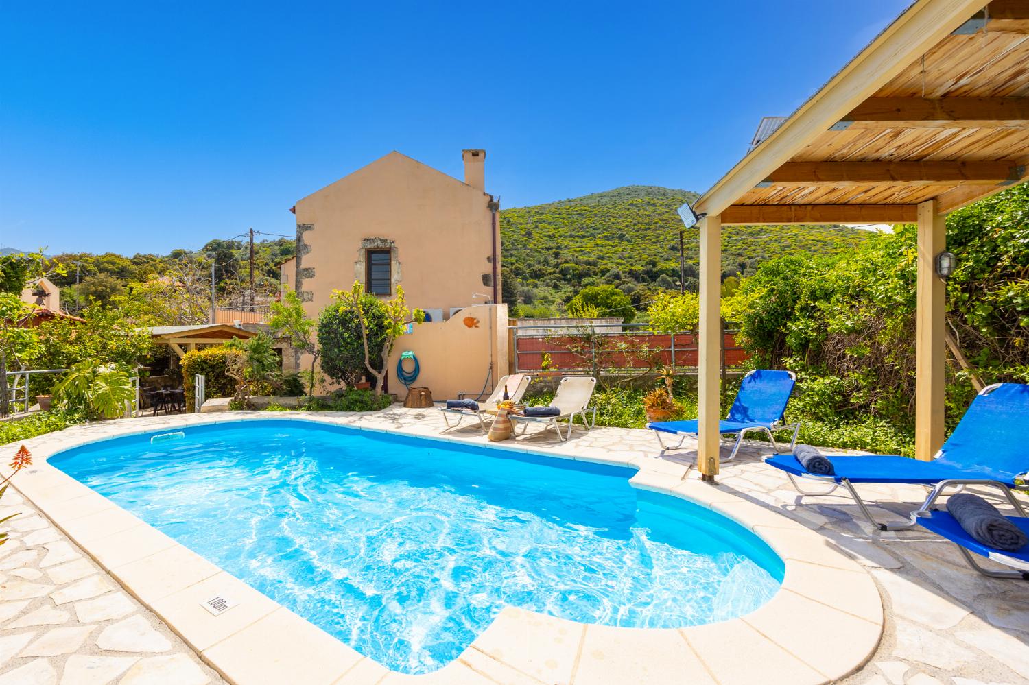 Reviews for Villa Kourkoulios