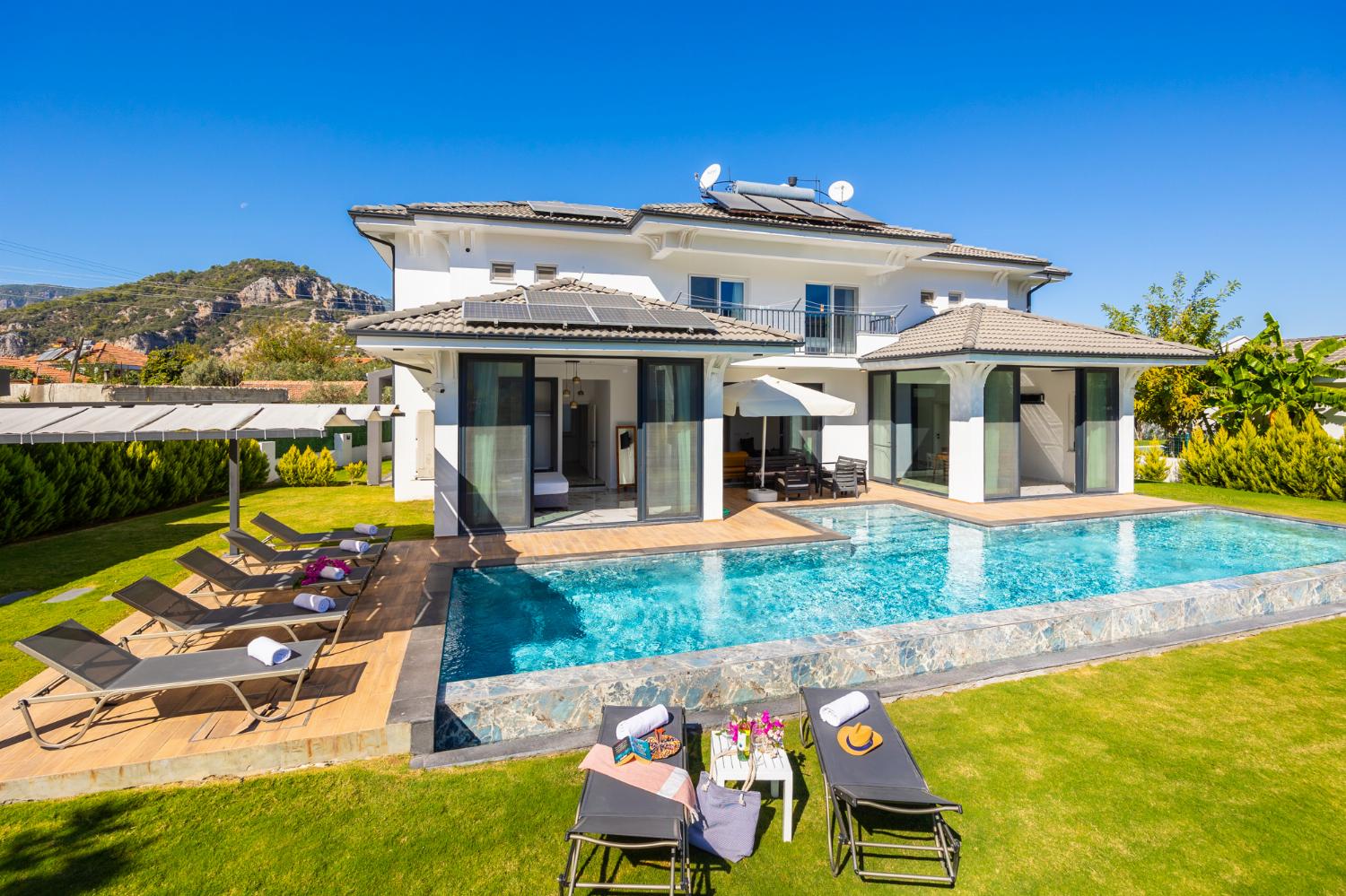 Reviews for Villa White Cloud