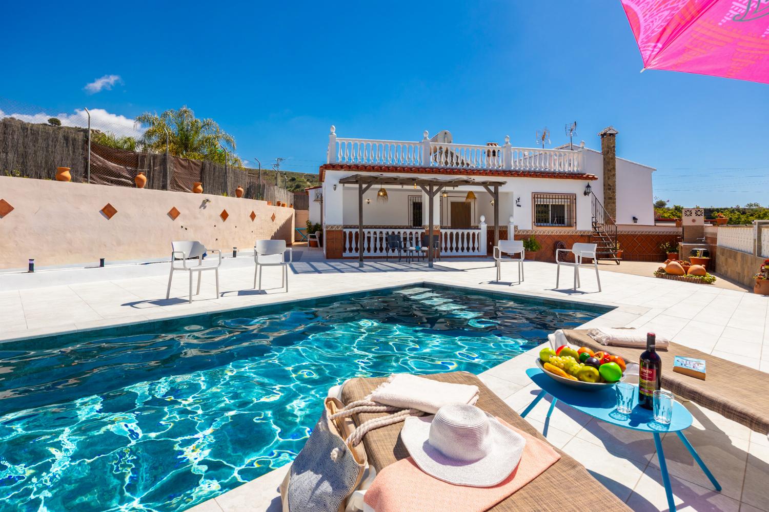 Reviews for Villa Maria Gomez