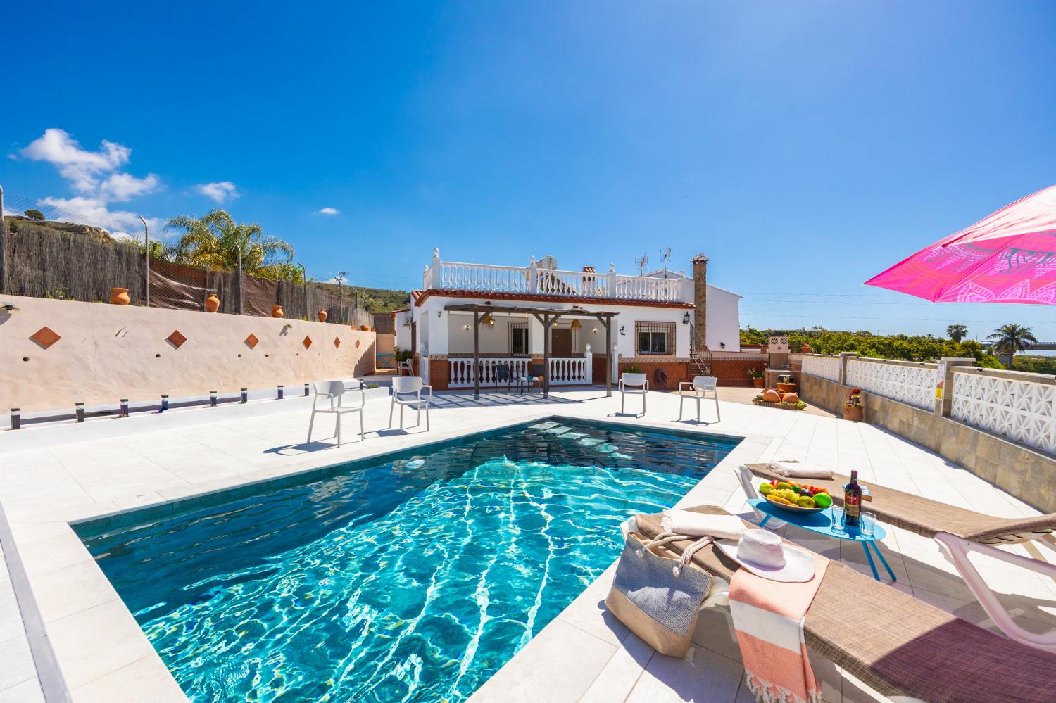 Reviews for Villa Maria Gomez