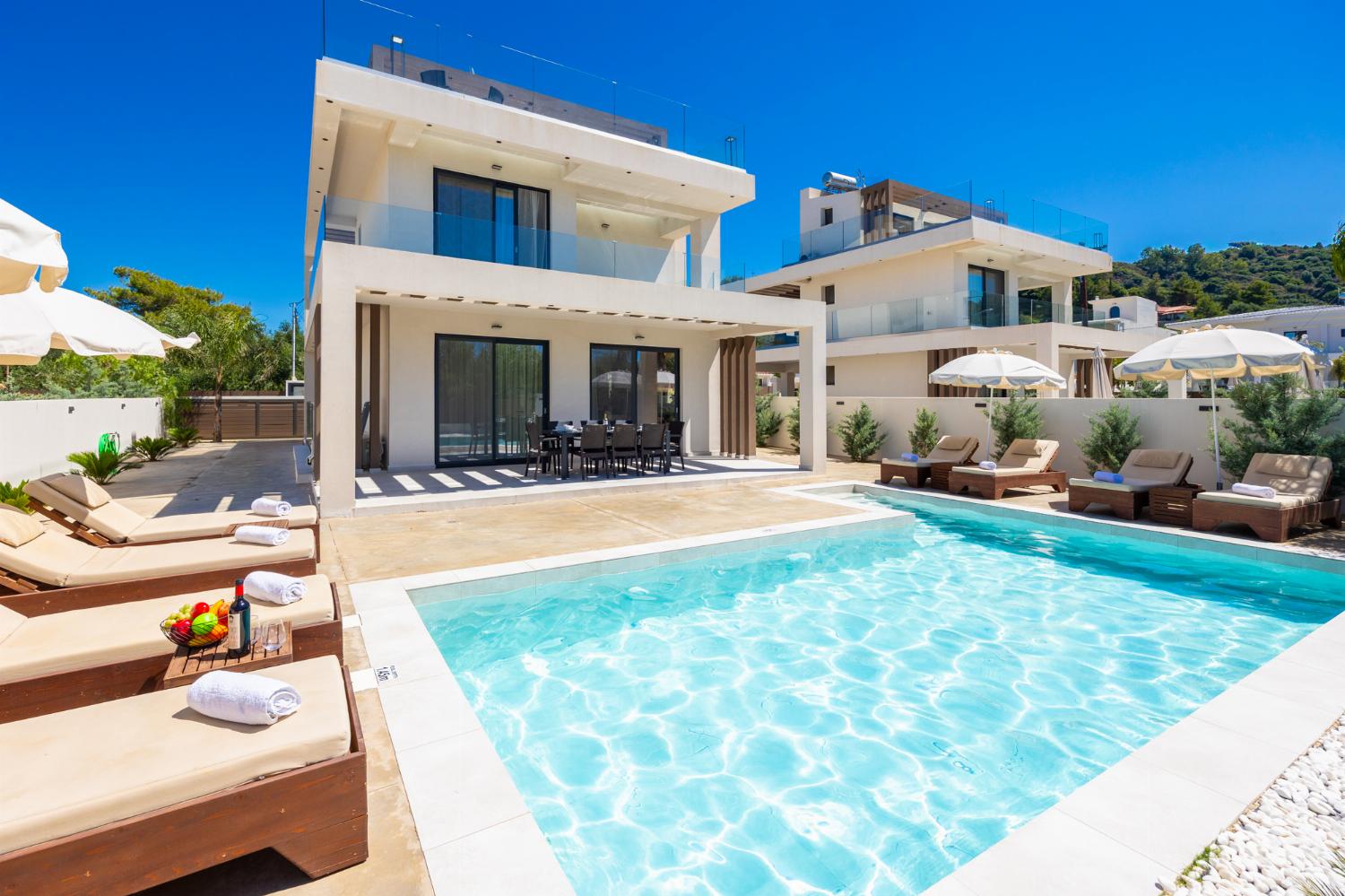 Reviews for Villa Infinity Theo