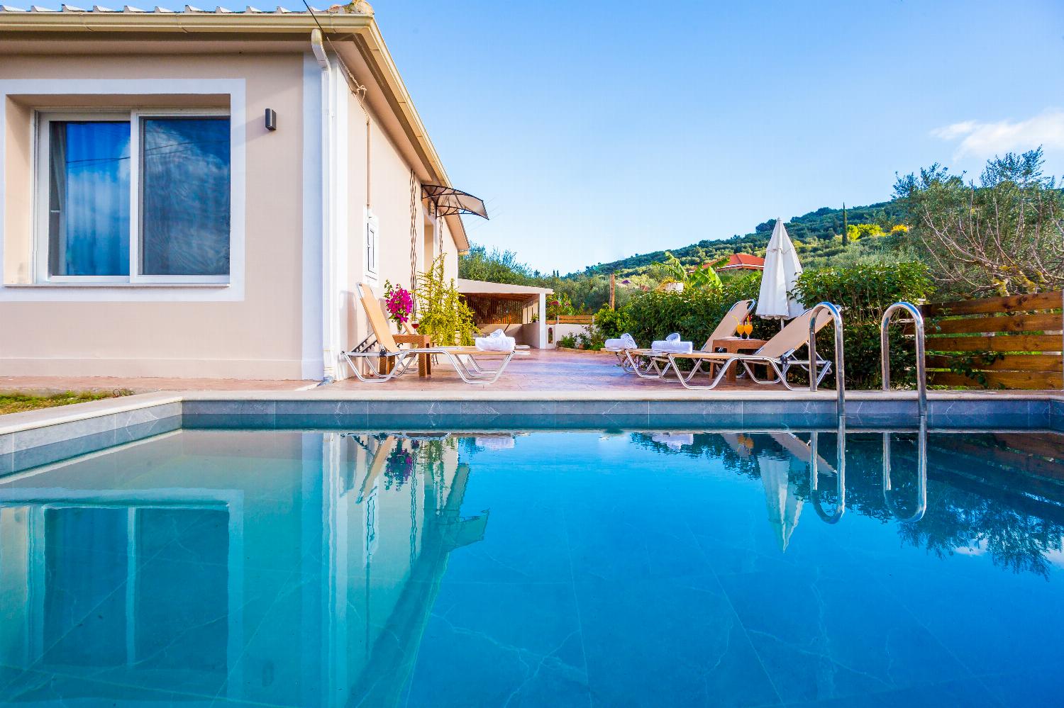 Reviews for Villa Mazzeto Casa Alonia