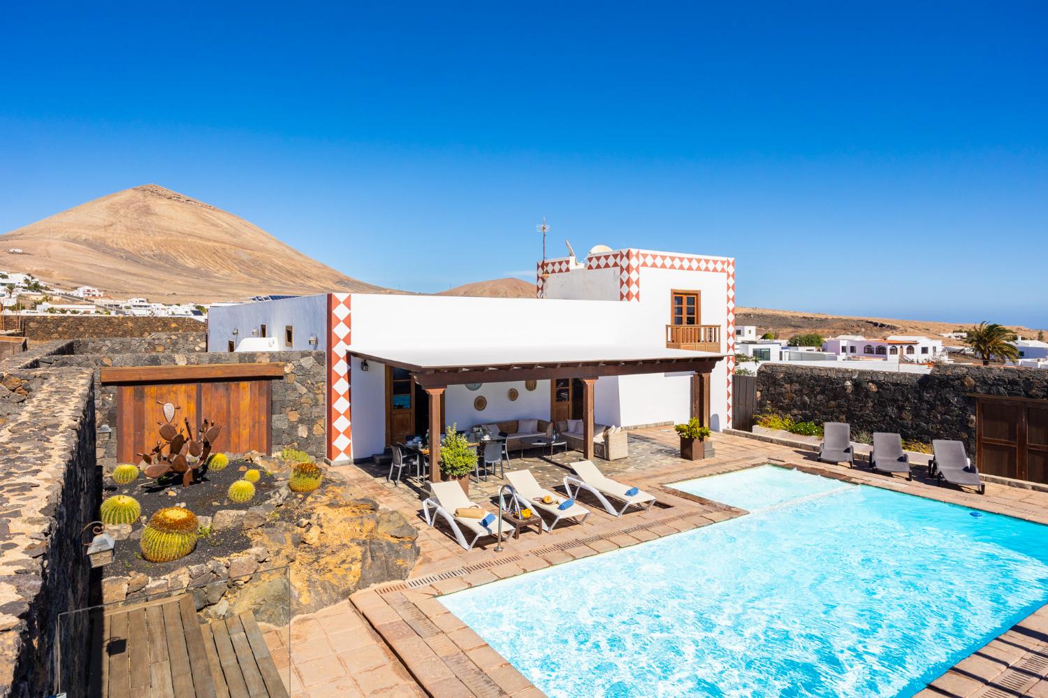 Reviews for Casa Rural Hero