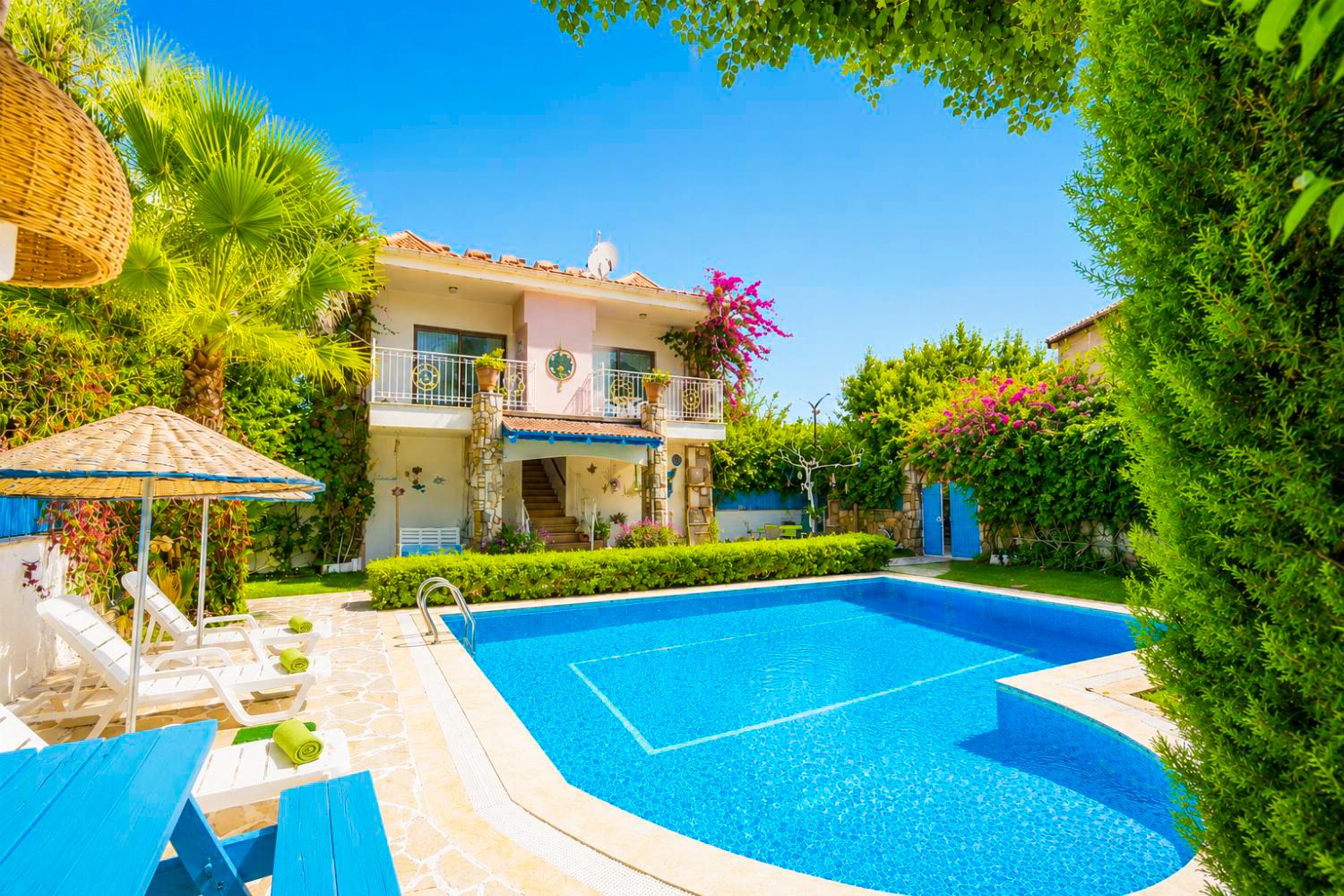 Reviews for Villa Garden Island