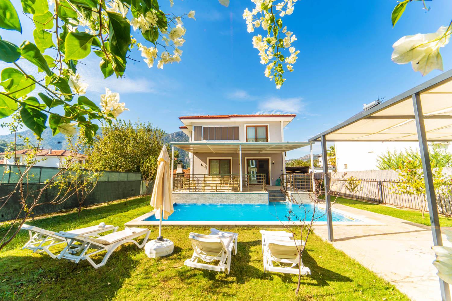 Reviews for Villa Serafina