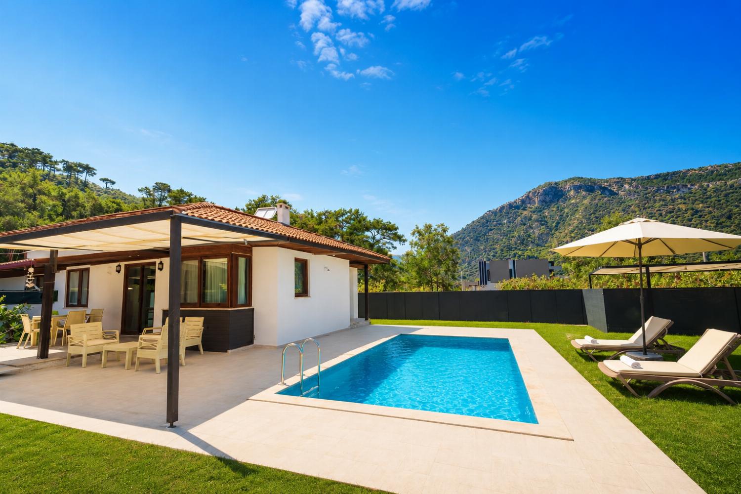 Reviews for Villa Larisa