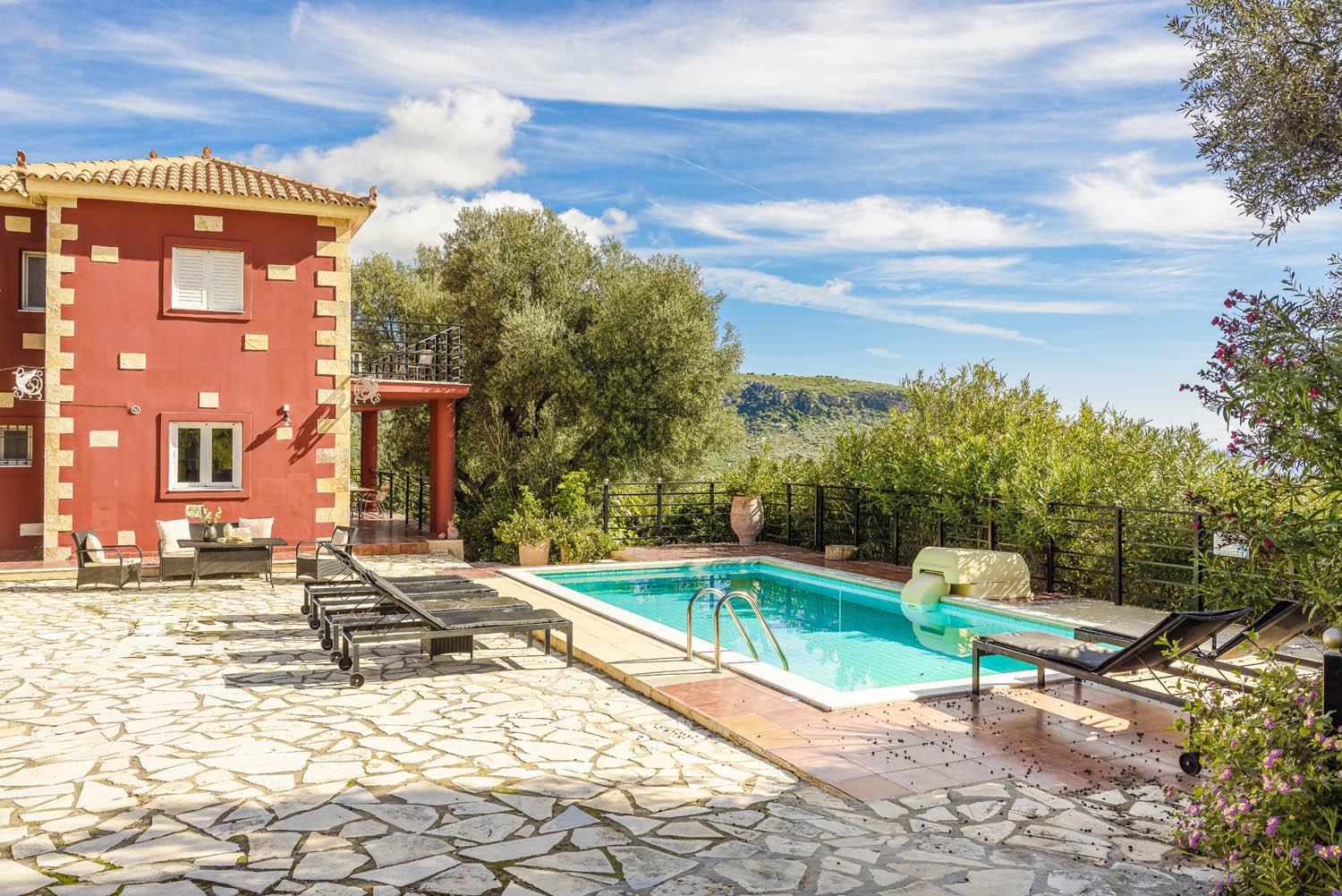 Reviews for Villa Aliona