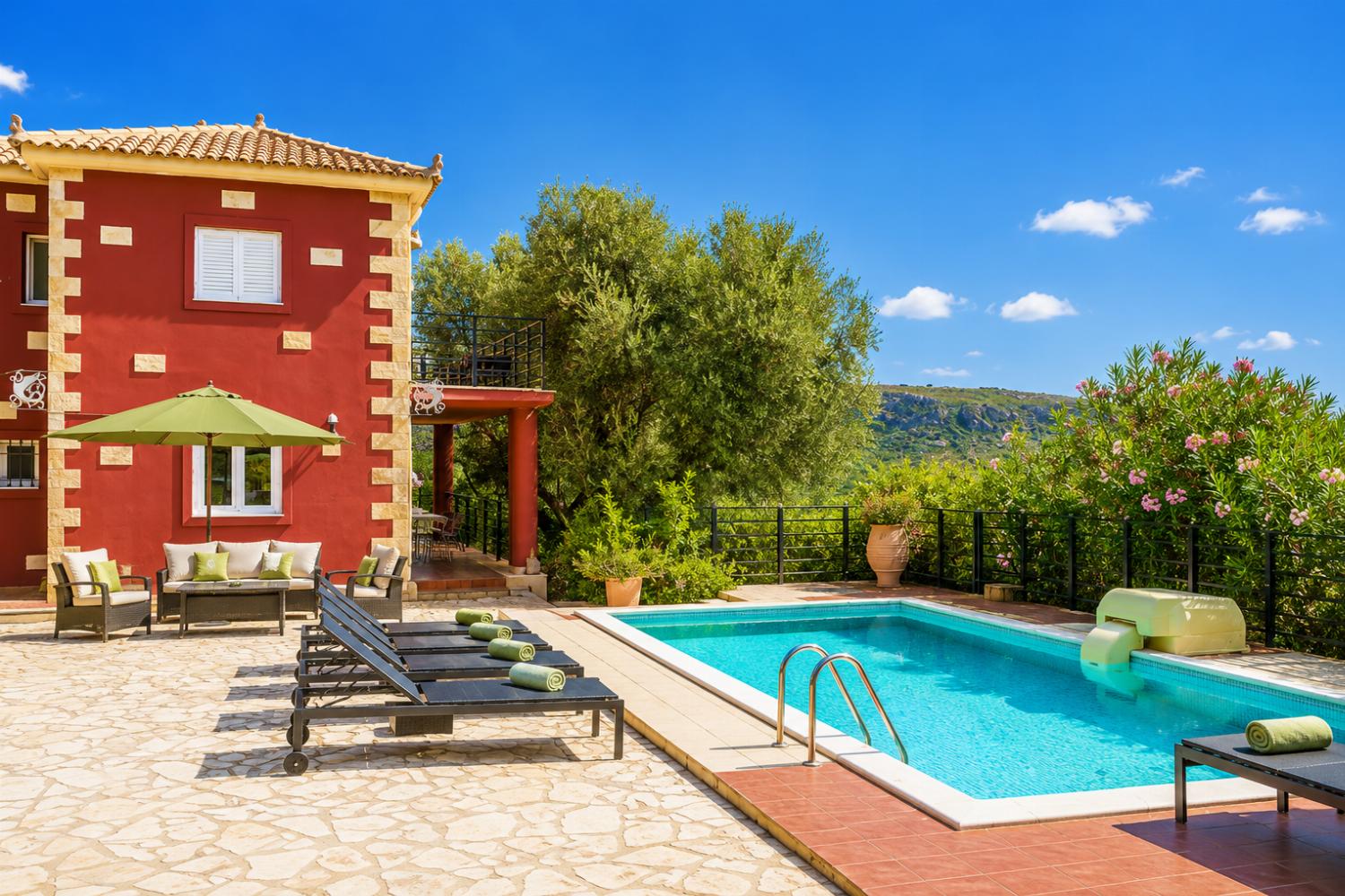 Reviews for Villa Aliona