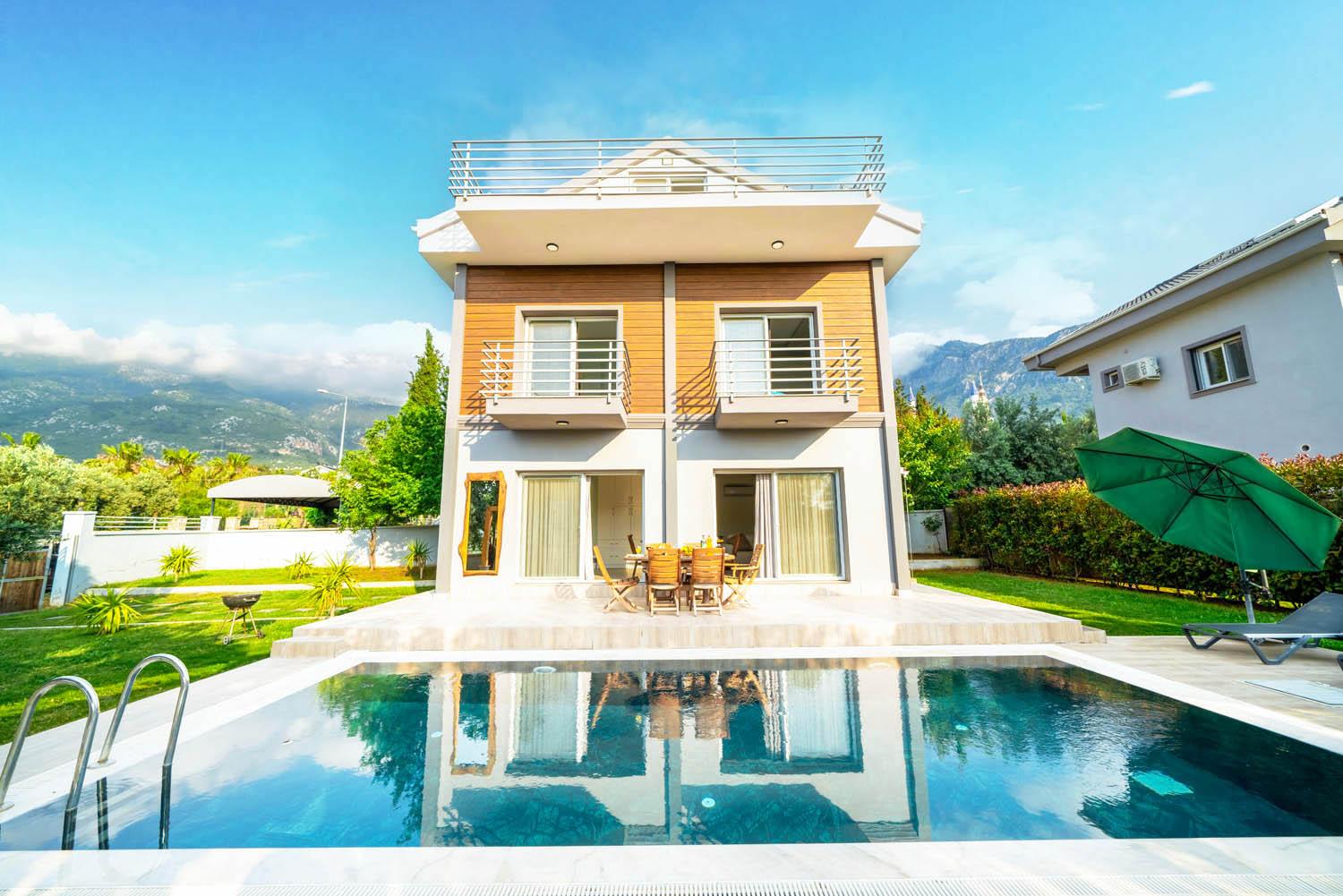 Reviews for Villa Mira