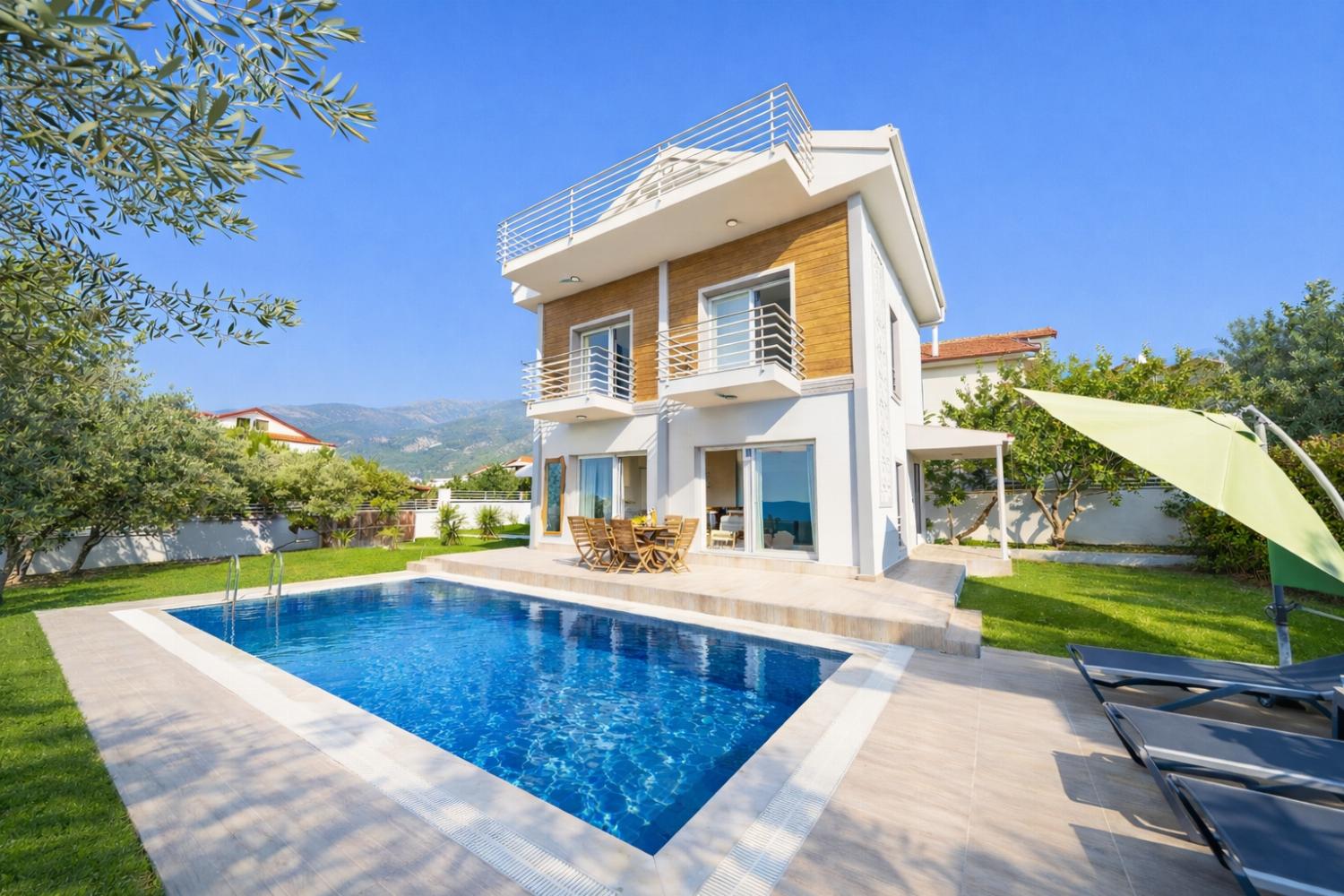 Reviews for Villa Mira