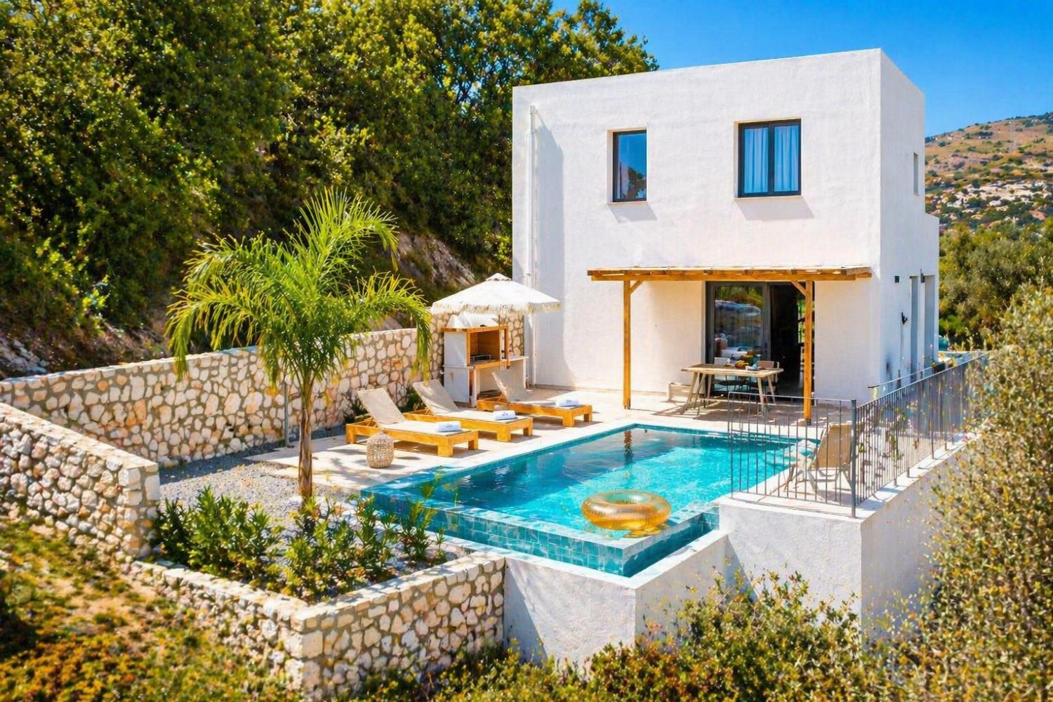 Reviews for Massari Hills Moon Villa
