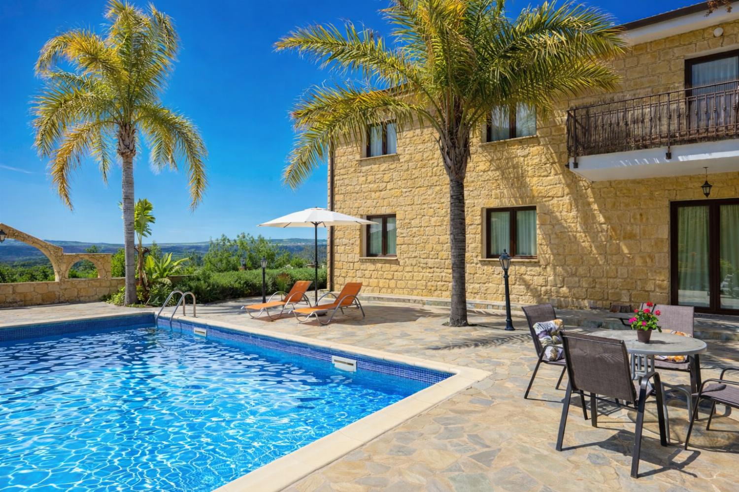 Reviews for Villa Alonia