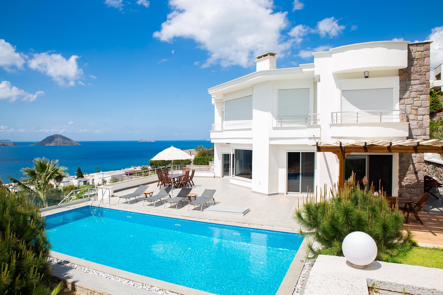 Reviews for Villa Azure Heaven