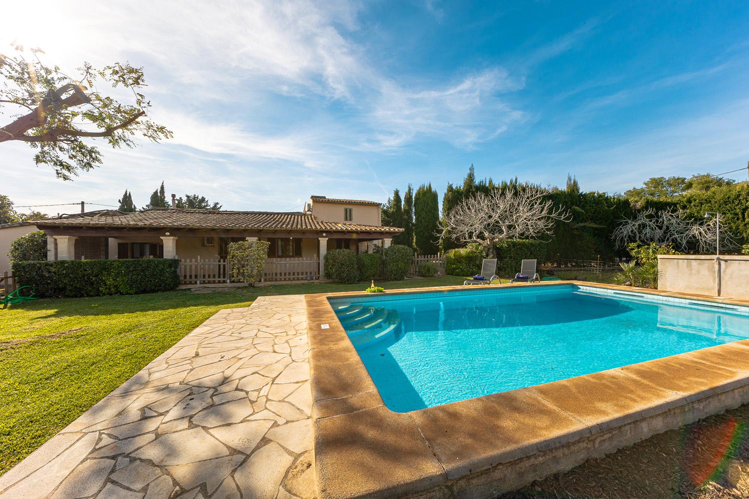 Reviews for Villa del la Vilar